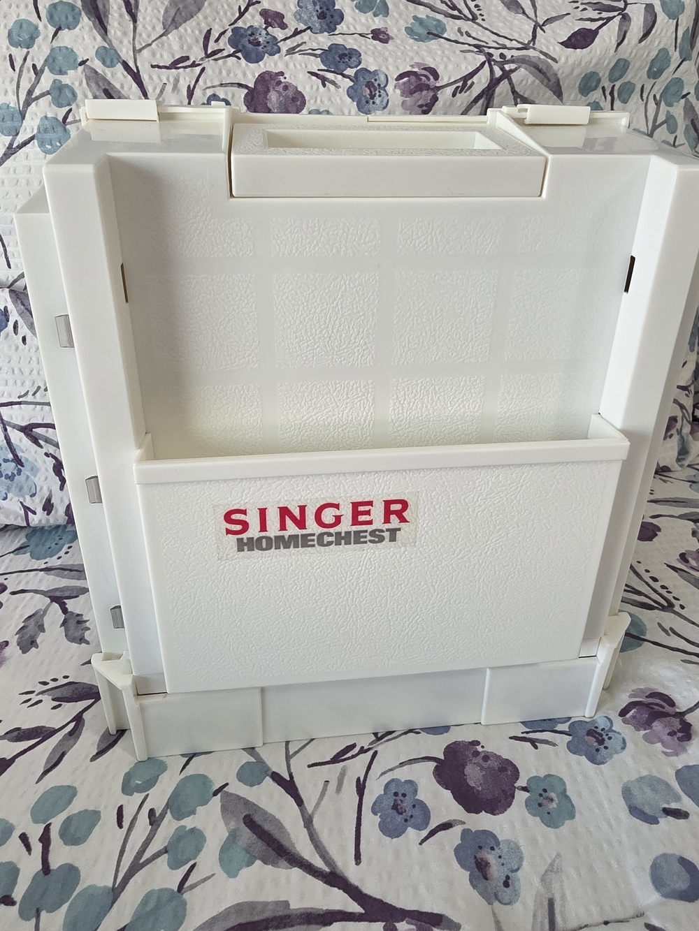 1983 Singer Homechest Sewing Craft Caddy Storage Fold-up, Plus Extras- READ DESC